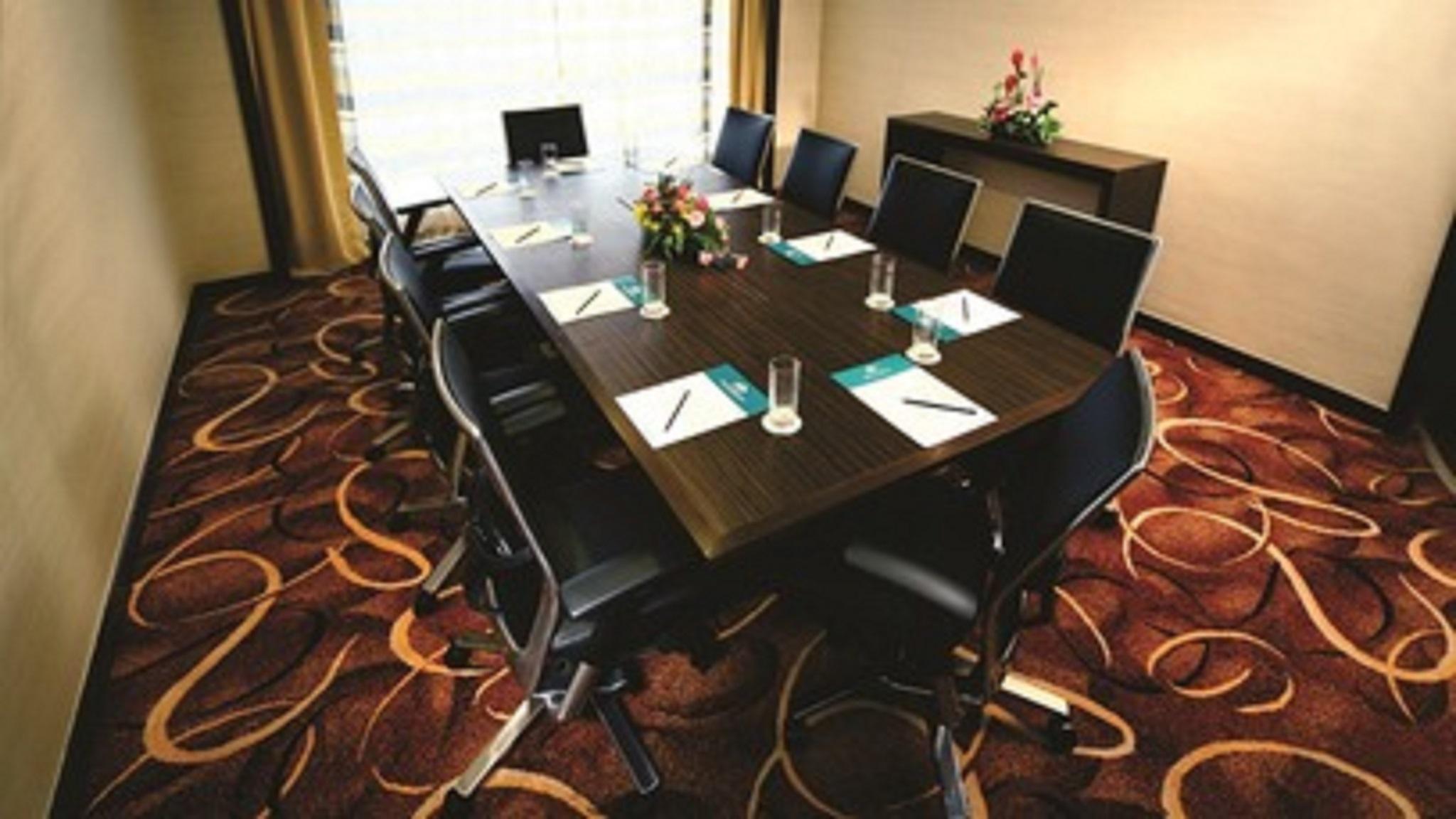 Mutiara Johor Bahru Hotel Ngoại thất bức ảnh Meeting room